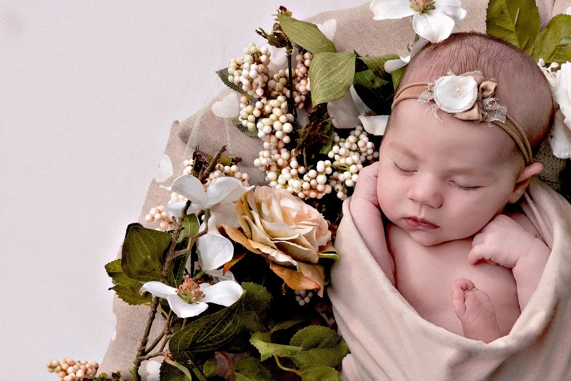 Magical holiday-themed newborn session at Sky Portraits, St Leonards, Sydney - holiday newborn photographer