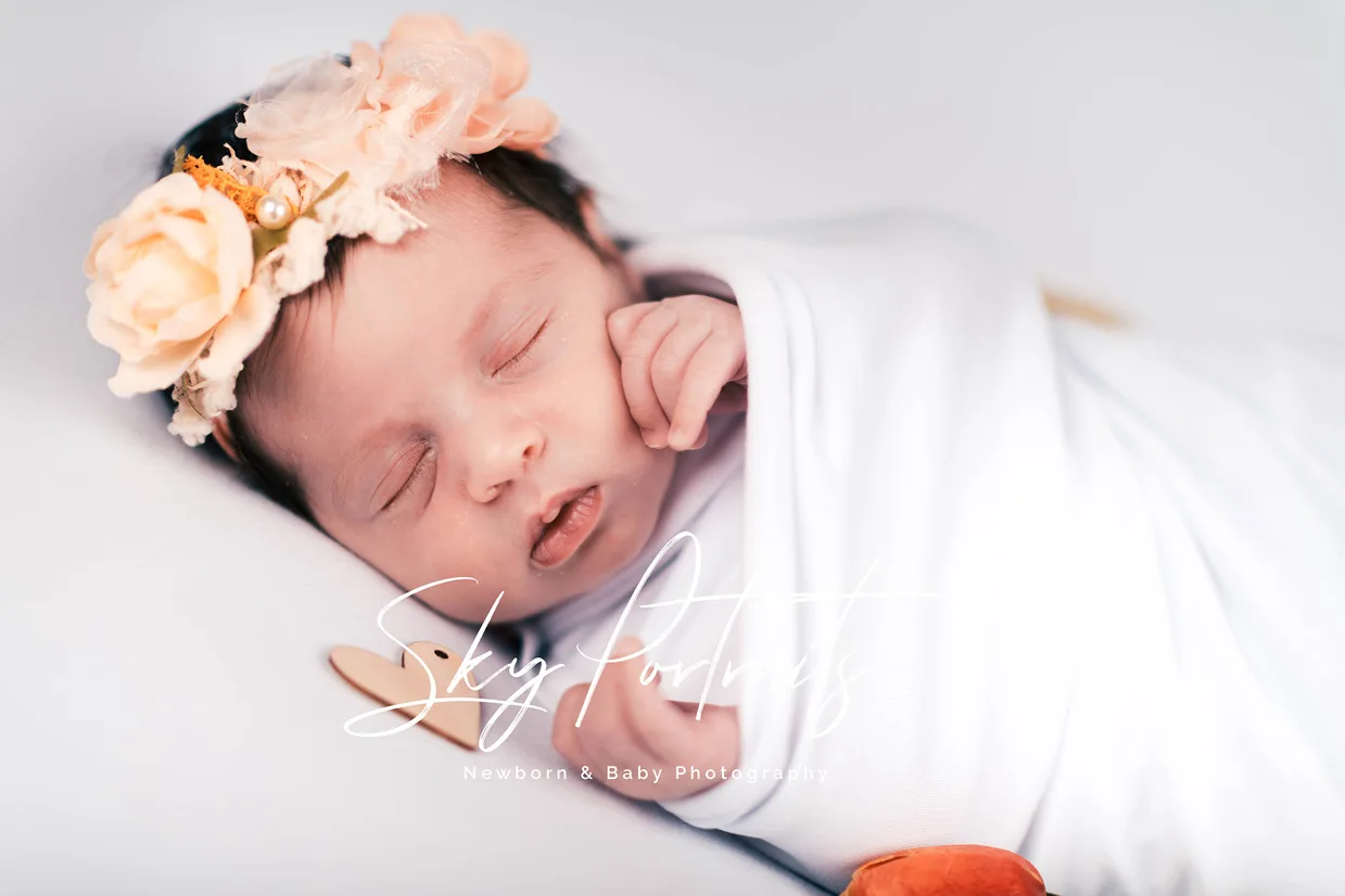 First week newborn photography session at Sky Portraits, Sydney - professional newborn photographer